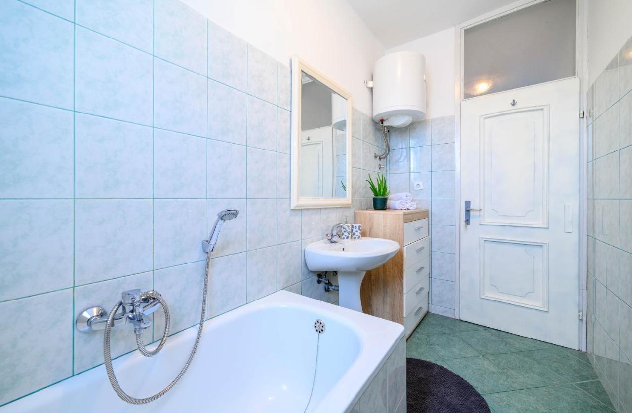Apartment Malibu Zaboric Dış mekan fotoğraf